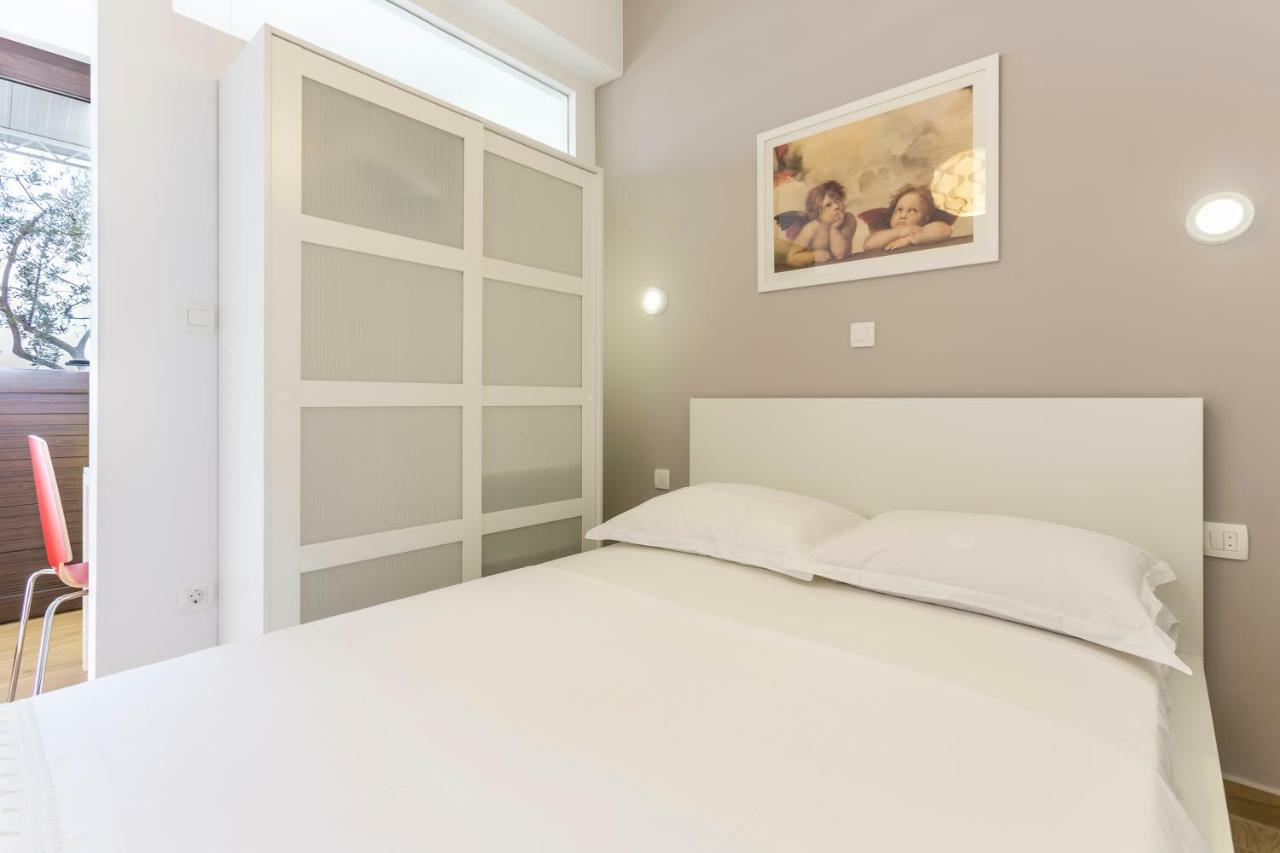 Apartments Sea Shore Сплит Экстерьер фото